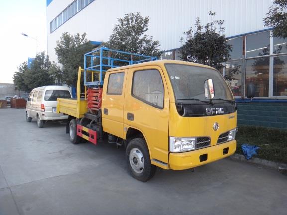 東風(fēng)雙排座8-10米平臺(tái)升降高空作業(yè)車圖片